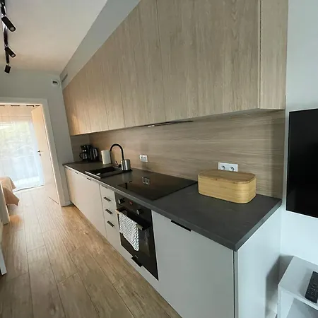 Przystanek - Ul Slowackiego 5a