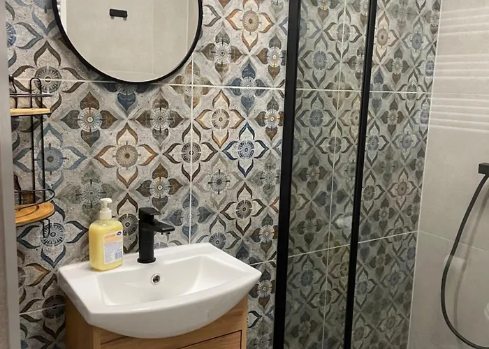 Przystanek - Ul Slowackiego 5a *