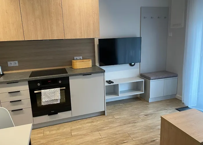 Przystanek - Ul Slowackiego 5a *