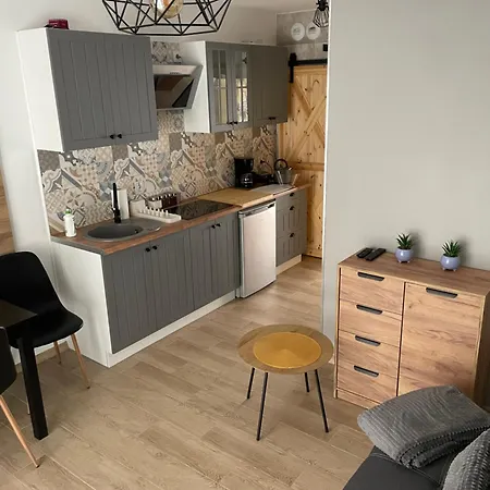 Przystanek - Ul Slowackiego 5a