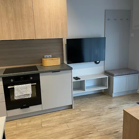 Przystanek - Ul Slowackiego 5a *