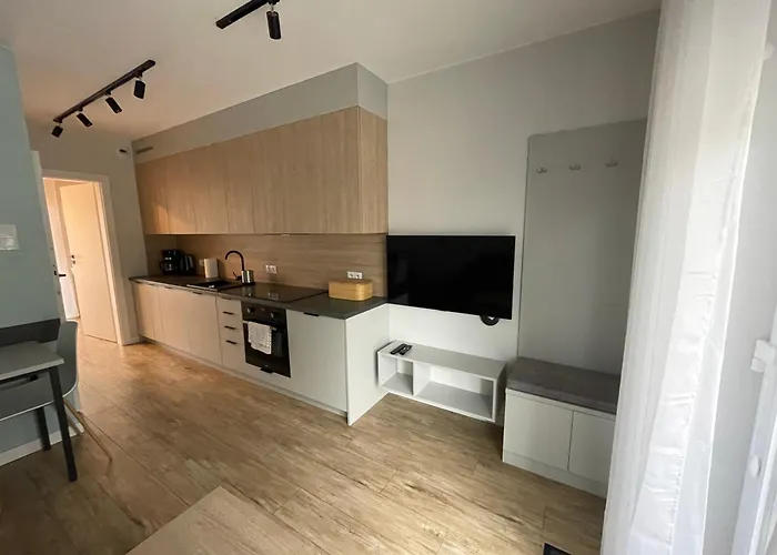 Przystanek - Ul Slowackiego 5a *